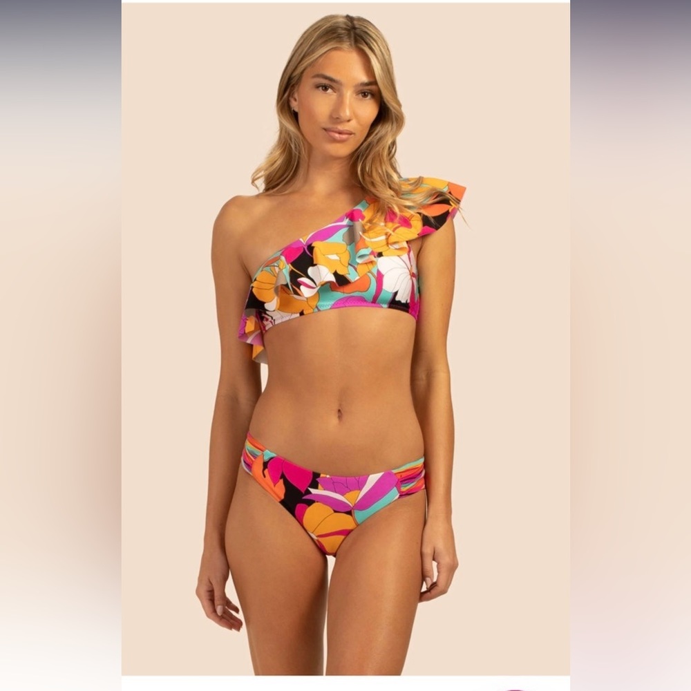 Trina Turk swim suit EUC 14